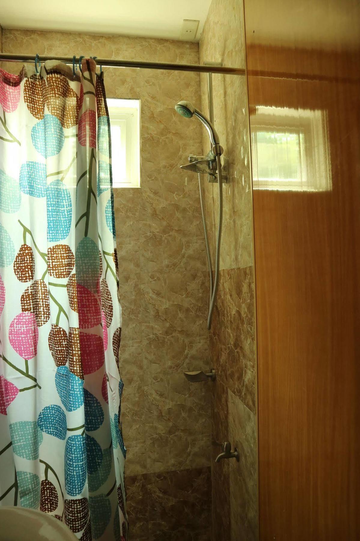 Ea Apartelle - Metro Vigan Exterior foto